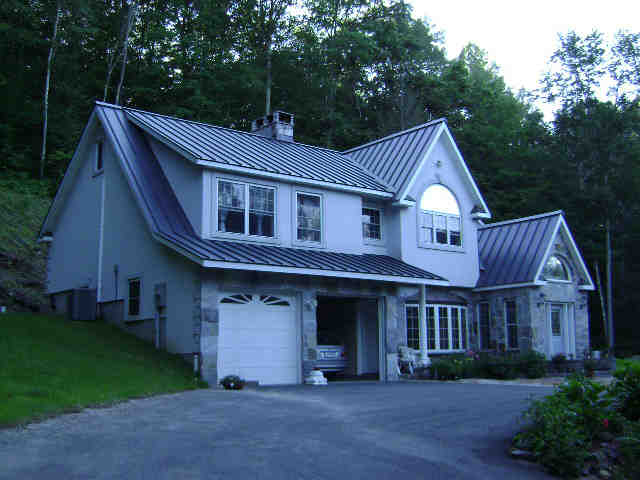 Building photograph for 51 ARCH BRIDGE RD